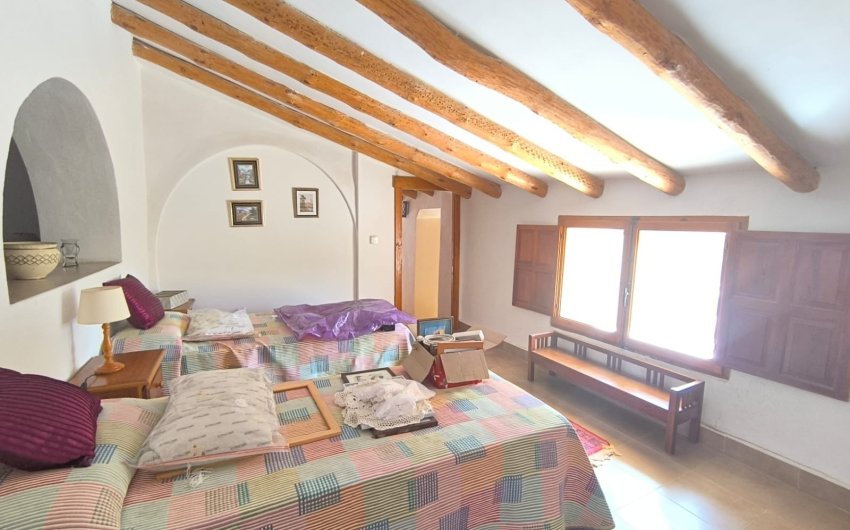 Reventa - Villa -
Chinorlet - Inland