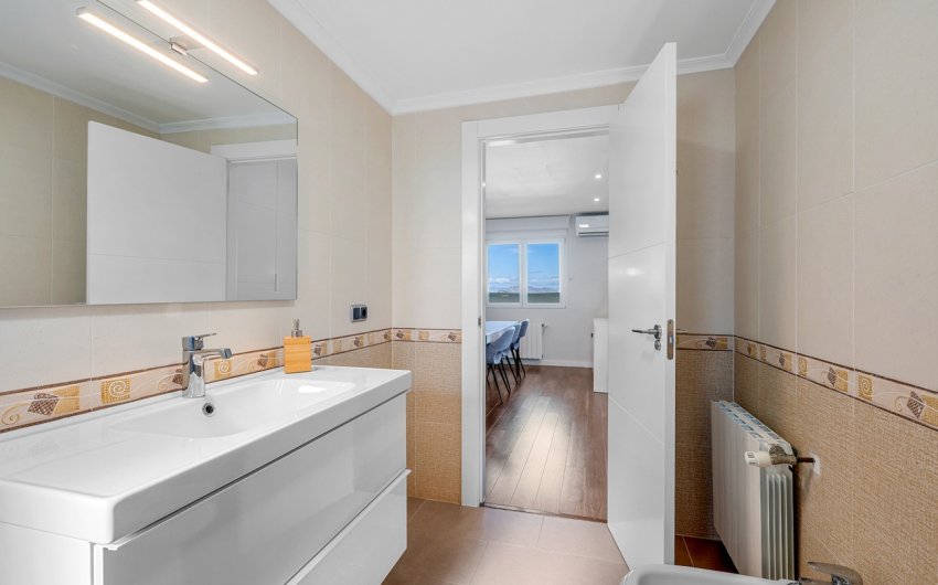 Reventa - Villa -
Ciudad De Las Comunicaciones - Costa Blanca
