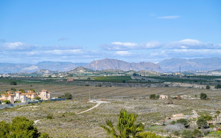 Reventa - Villa -
Ciudad De Las Comunicaciones - Costa Blanca