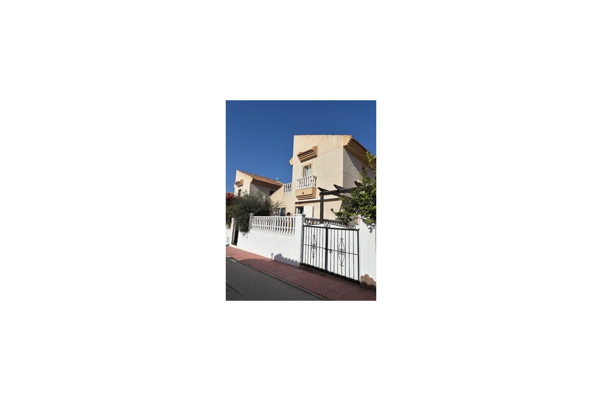 Reventa - Villa -
Ciudad Quesada - Airstrip