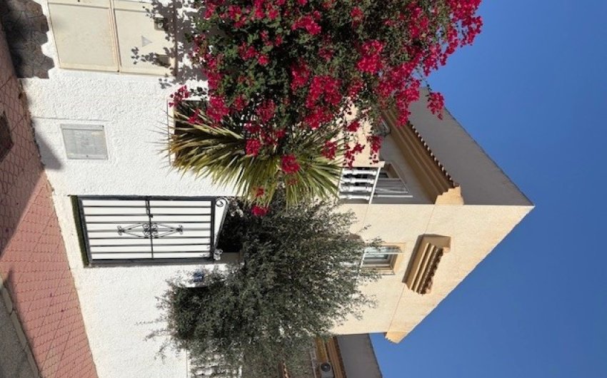 Reventa - Villa -
Ciudad Quesada - Airstrip