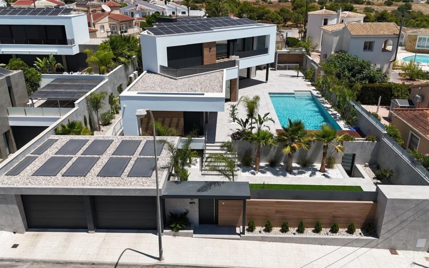 Reventa - Villa -
Ciudad Quesada - Centro De La Ciudad Quesada