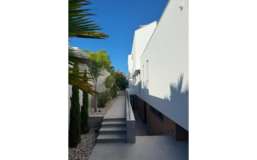 Reventa - Villa -
Ciudad Quesada - Centro De La Ciudad Quesada
