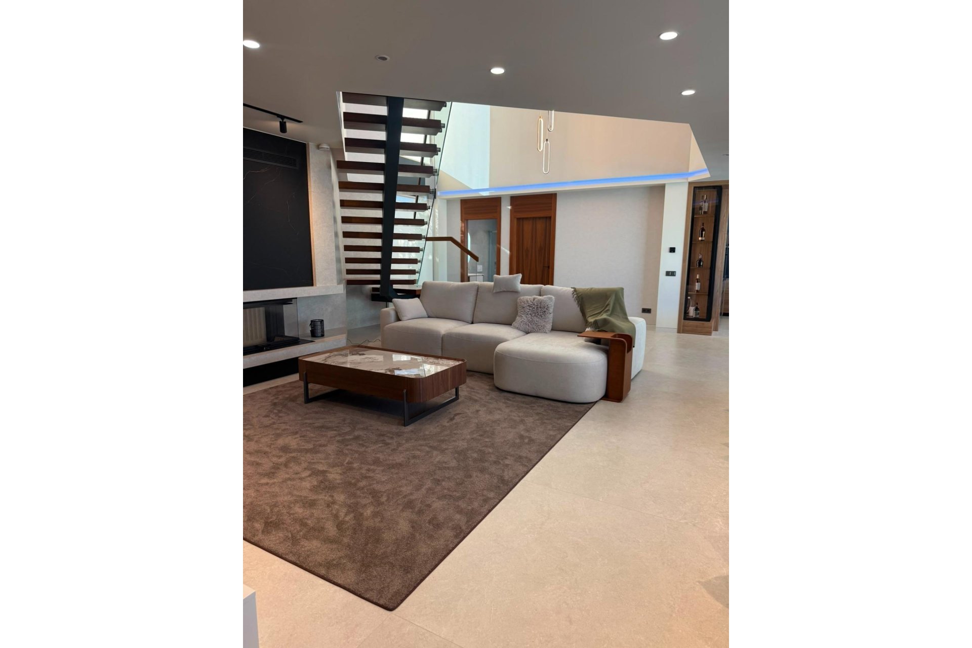 Reventa - Villa -
Ciudad Quesada - Centro De La Ciudad Quesada