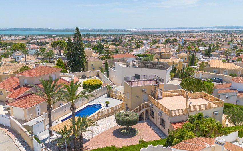 Reventa - Villa -
Ciudad Quesada - Costa Blanca