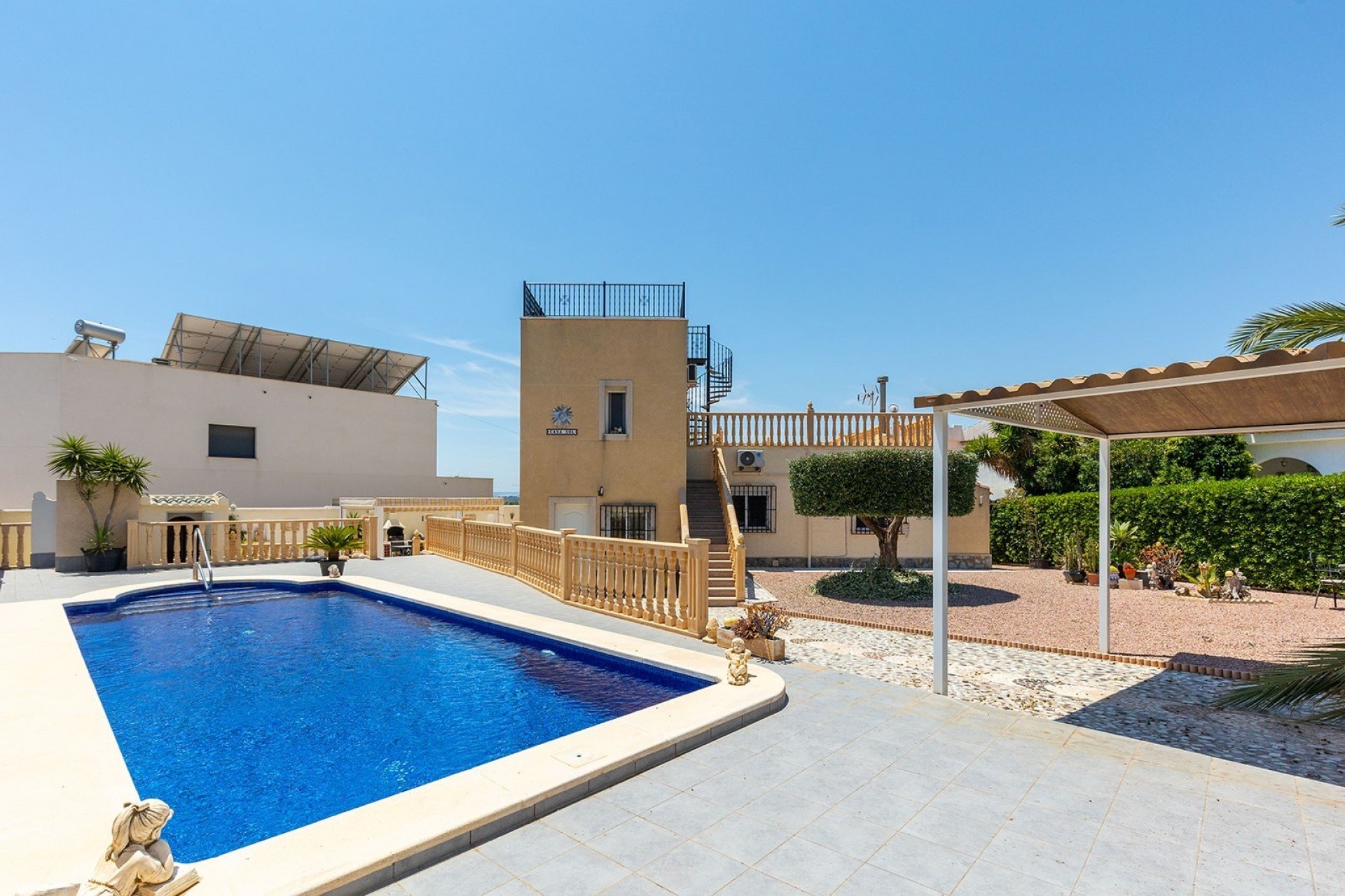 Reventa - Villa -
Ciudad Quesada - Costa Blanca