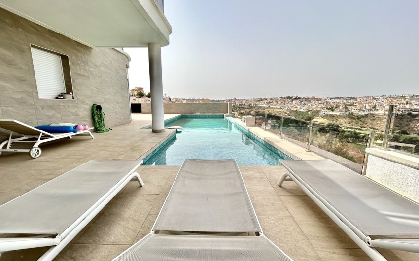Reventa - Villa -
Ciudad Quesada - Costa Blanca