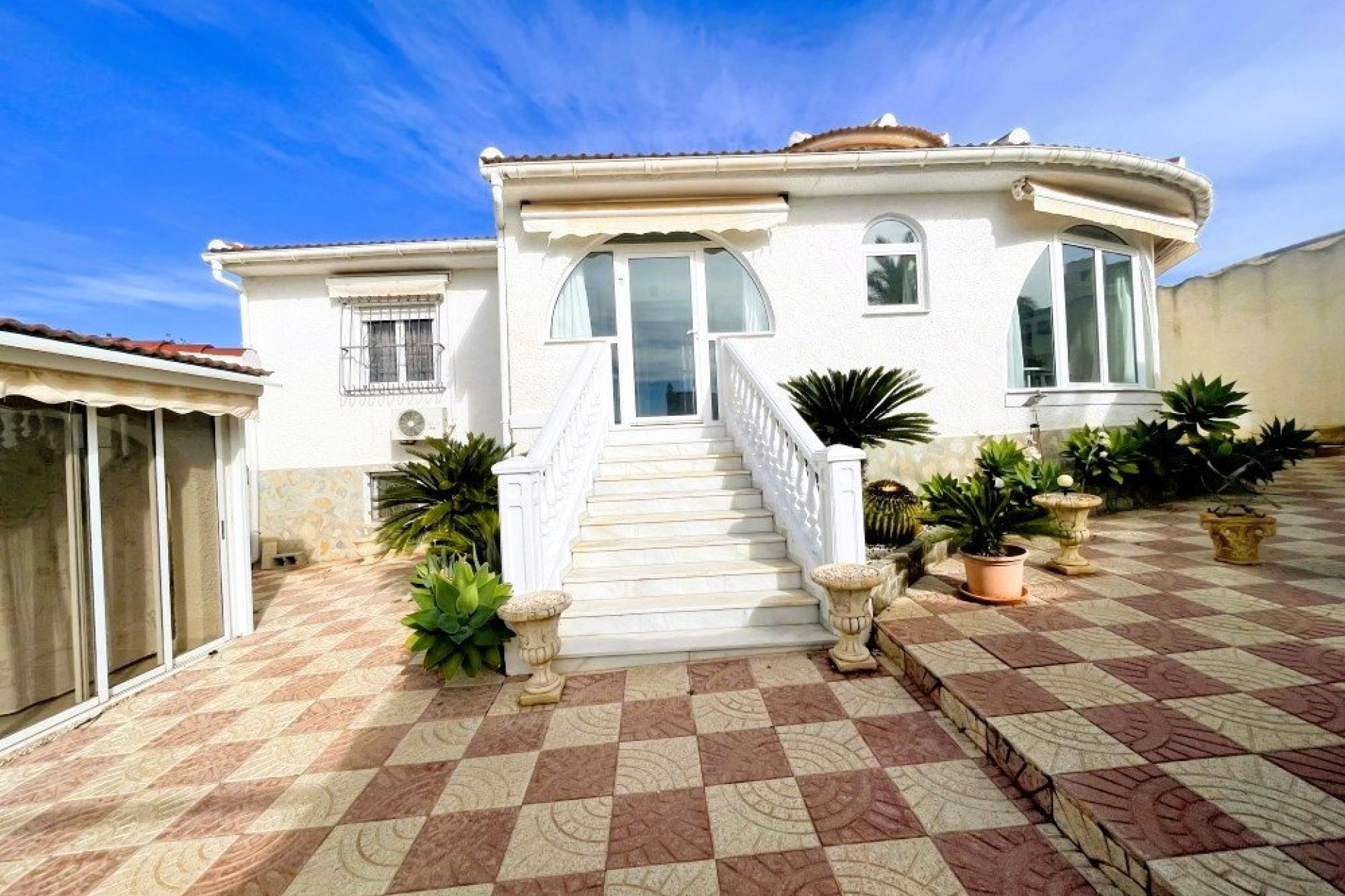Reventa - Villa -
Ciudad Quesada - Costa Blanca