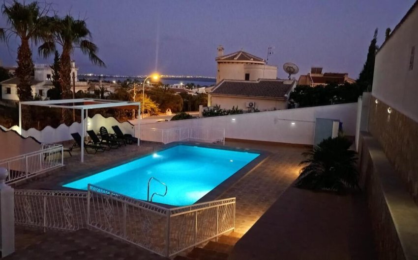 Reventa - Villa -
Ciudad Quesada - Costa Blanca