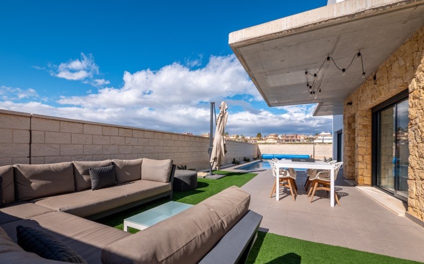 Reventa - Villa -
Ciudad Quesada - Costa Blanca
