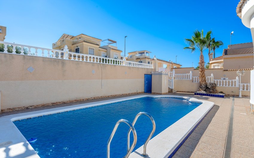 Reventa - Villa -
Ciudad Quesada - Costa Blanca
