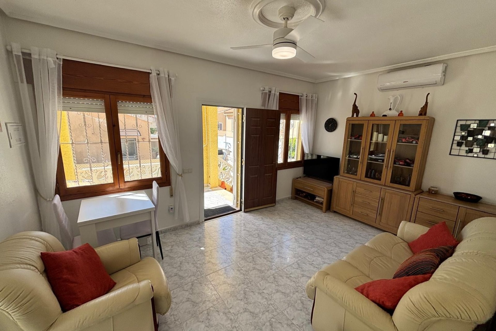 Reventa - Villa -
Ciudad Quesada - Costa Blanca