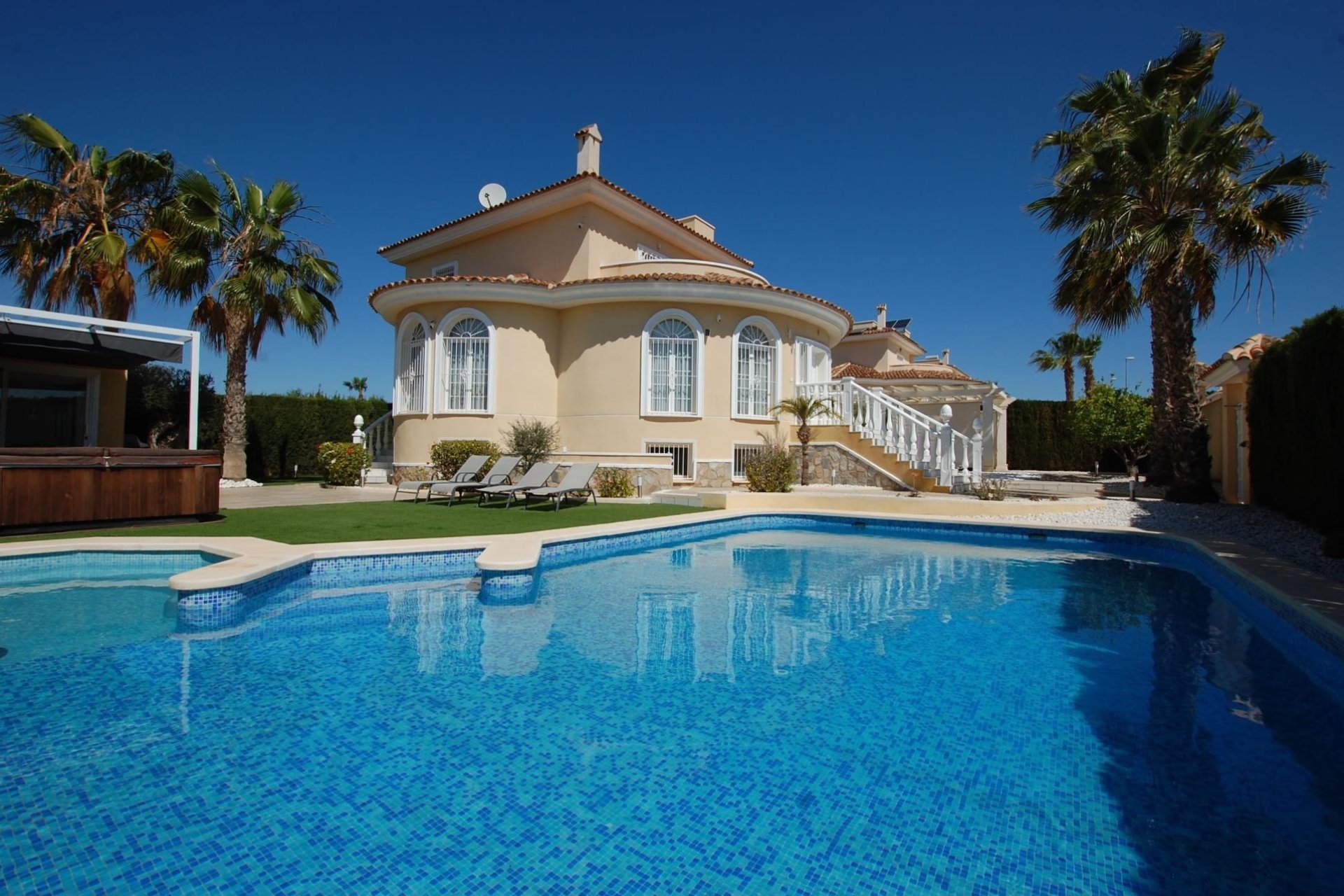 Reventa - Villa -
Ciudad Quesada - Costa Blanca
