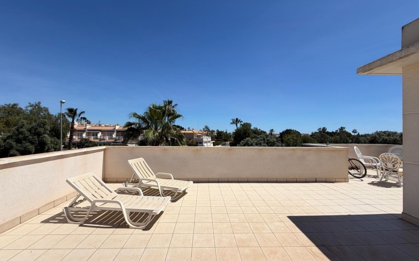 Reventa - Villa -
Ciudad Quesada - Dona Pepa