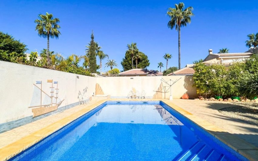 Reventa - Villa -
Ciudad Quesada - Doña Pepa