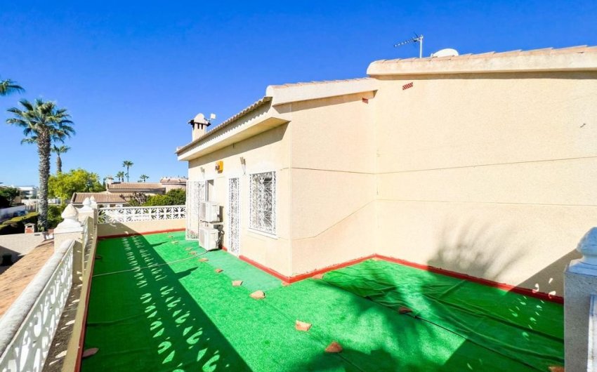 Reventa - Villa -
Ciudad Quesada - Doña Pepa