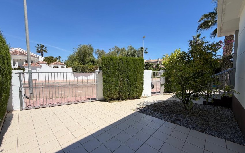 Reventa - Villa -
Ciudad Quesada - Dona Pepa