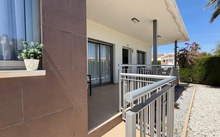Reventa - Villa -
Ciudad Quesada - Dona Pepa