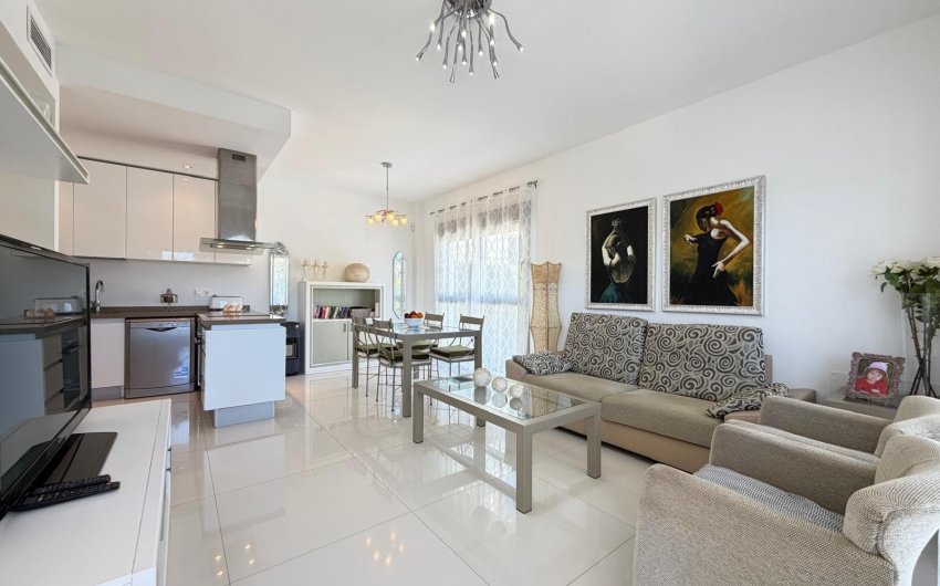 Reventa - Villa -
Ciudad Quesada - Dona Pepa