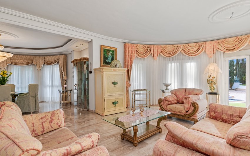 Reventa - Villa -
Ciudad Quesada - Doña Pepa