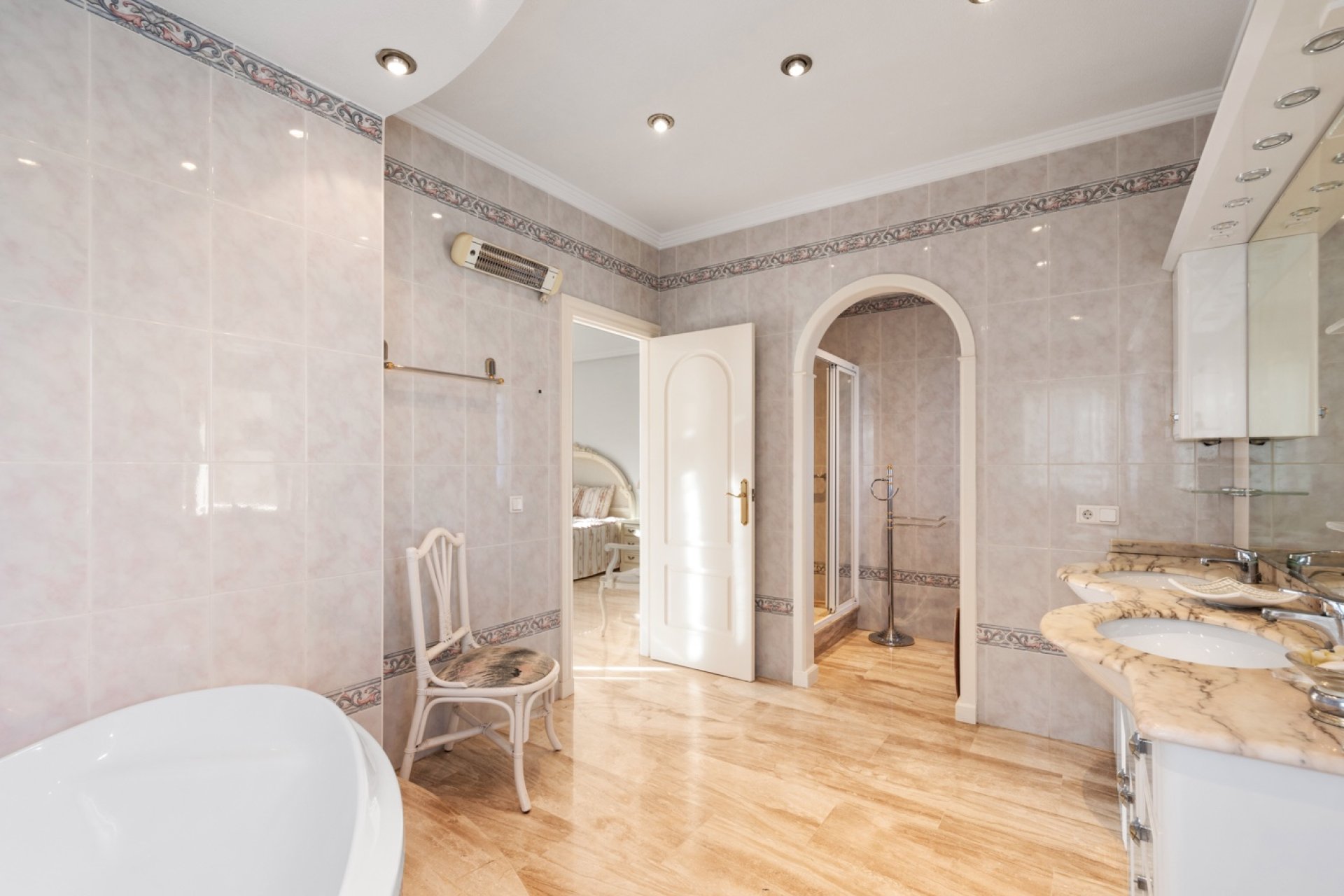 Reventa - Villa -
Ciudad Quesada - Doña Pepa