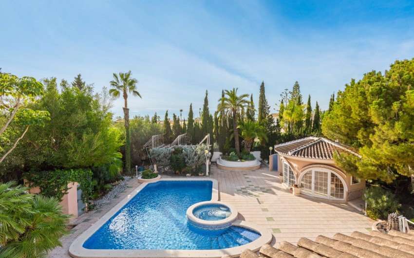 Reventa - Villa -
Ciudad Quesada - Doña Pepa