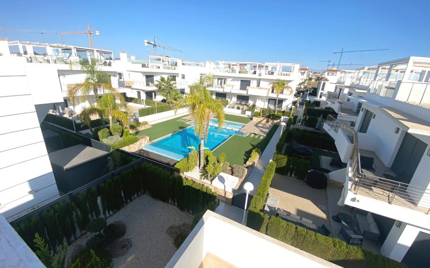 Reventa - Villa -
Ciudad Quesada - Doña Pepa