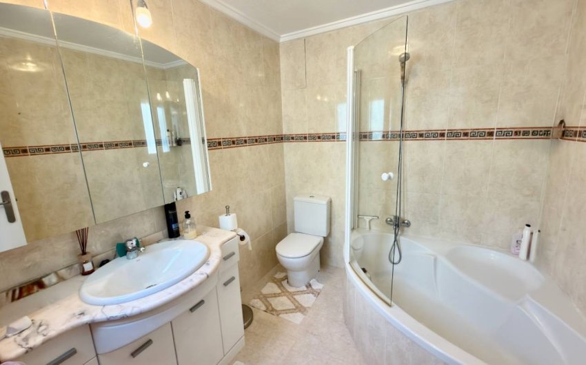 Reventa - Villa -
Ciudad Quesada - Doña Pepa