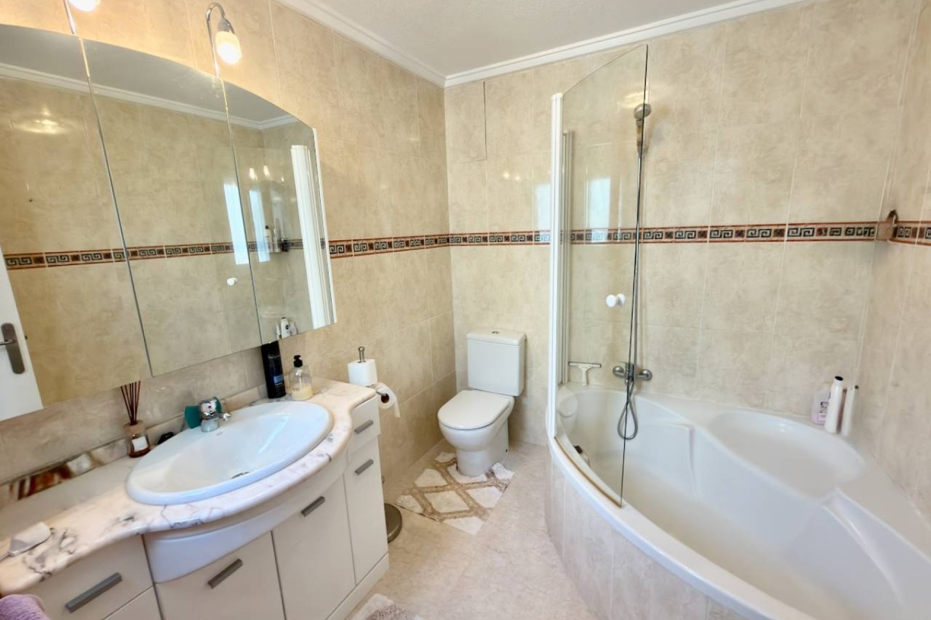 Reventa - Villa -
Ciudad Quesada - Doña Pepa