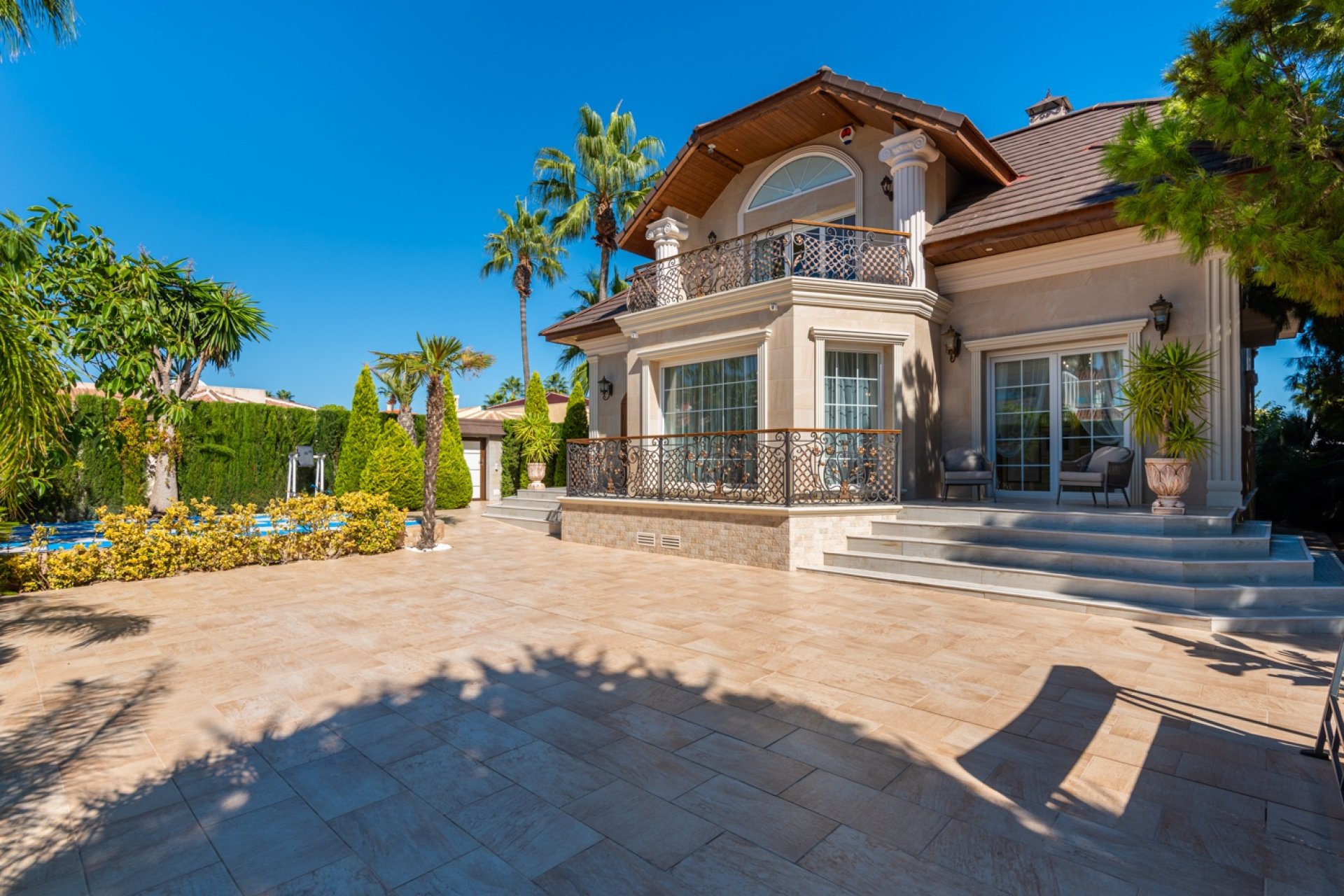 Reventa - Villa -
Ciudad Quesada - Doña Pepa