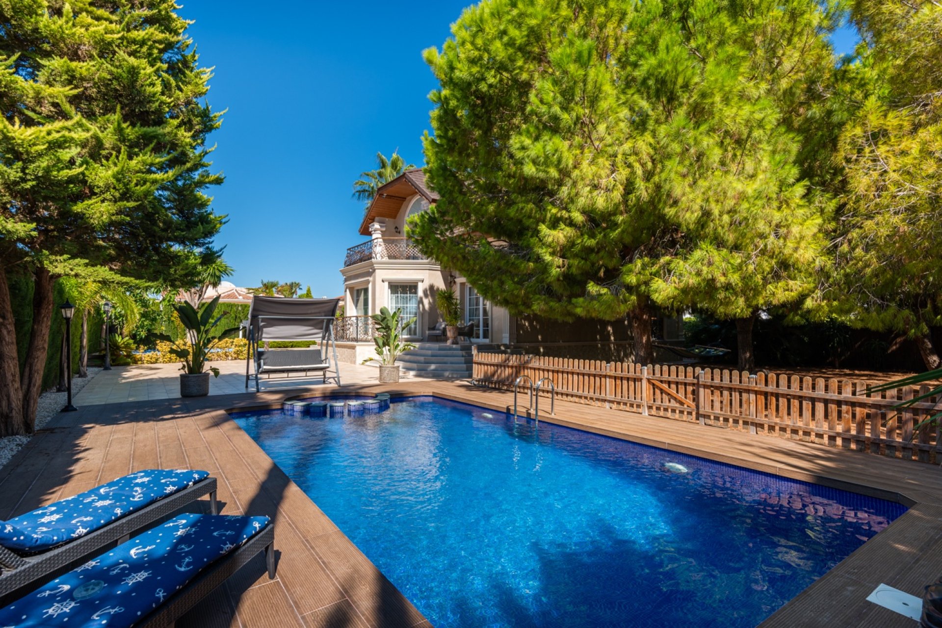 Reventa - Villa -
Ciudad Quesada - Doña Pepa