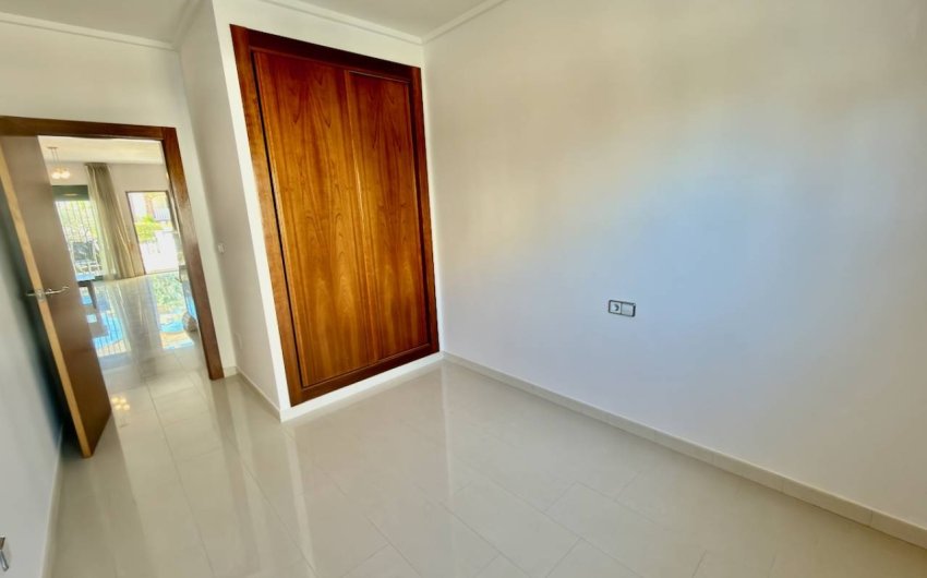 Reventa - Villa -
Ciudad Quesada - Doña Pepa