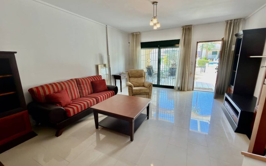 Reventa - Villa -
Ciudad Quesada - Doña Pepa
