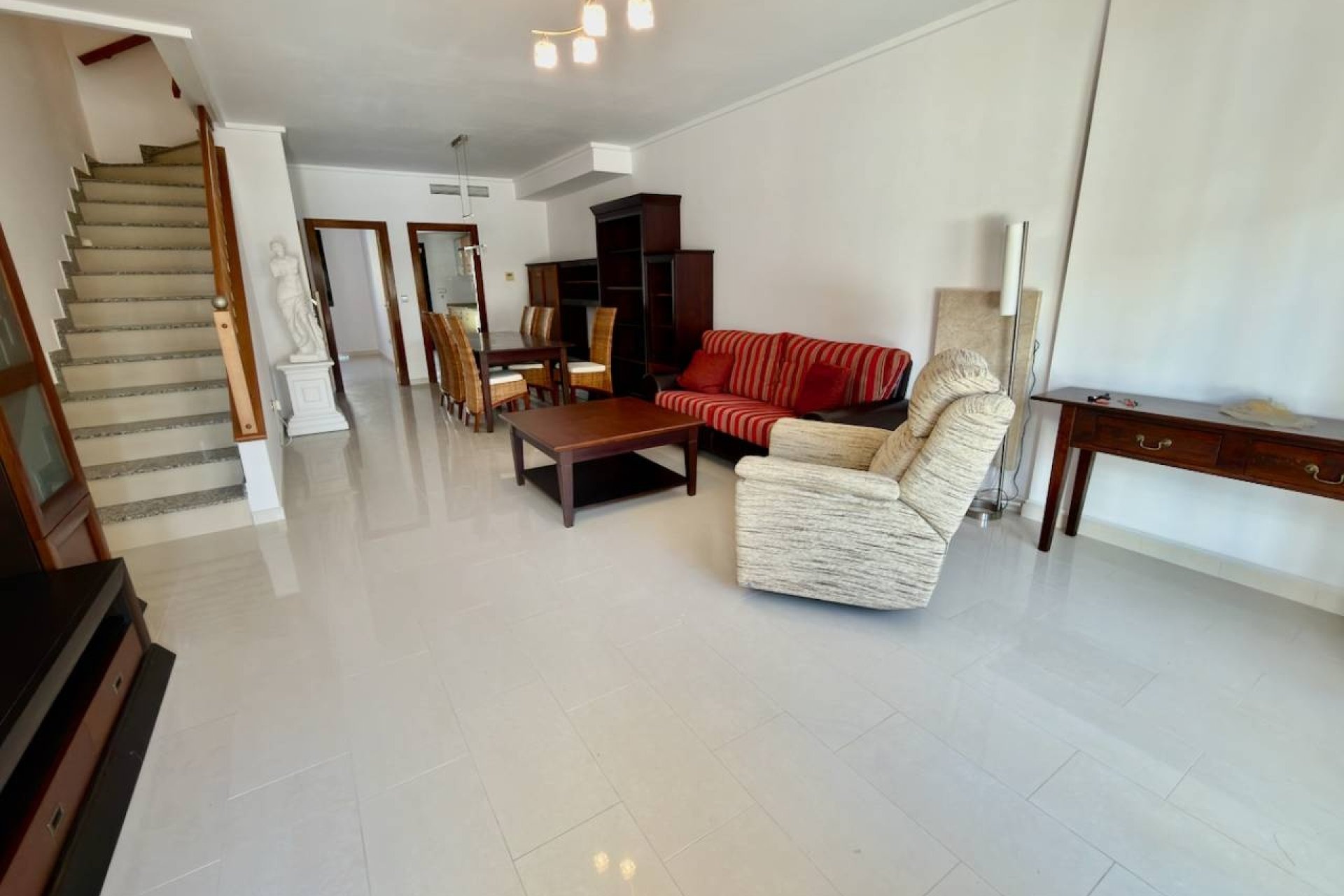 Reventa - Villa -
Ciudad Quesada - Doña Pepa