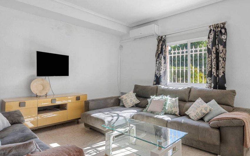 Reventa - Villa -
Ciudad Quesada - Doña Pepa