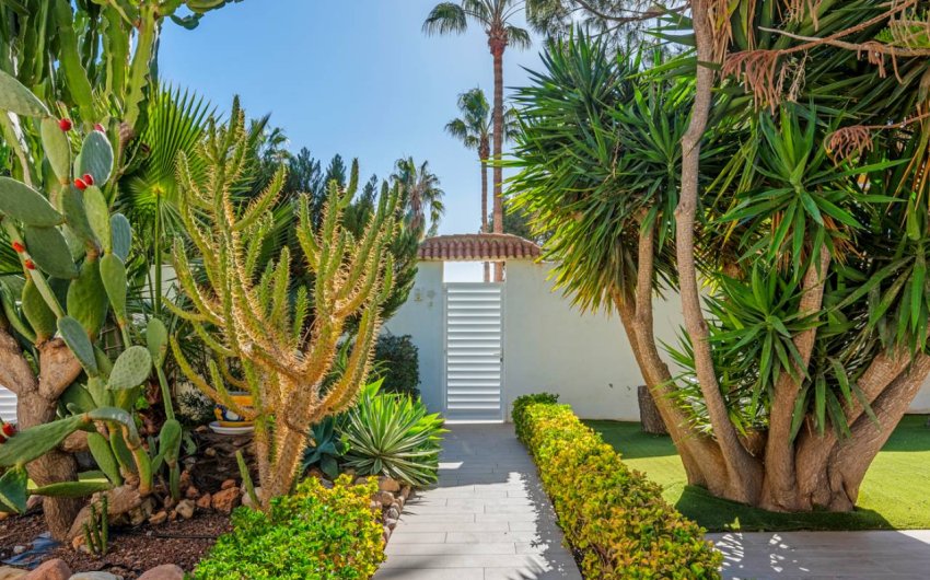 Reventa - Villa -
Ciudad Quesada - Doña Pepa