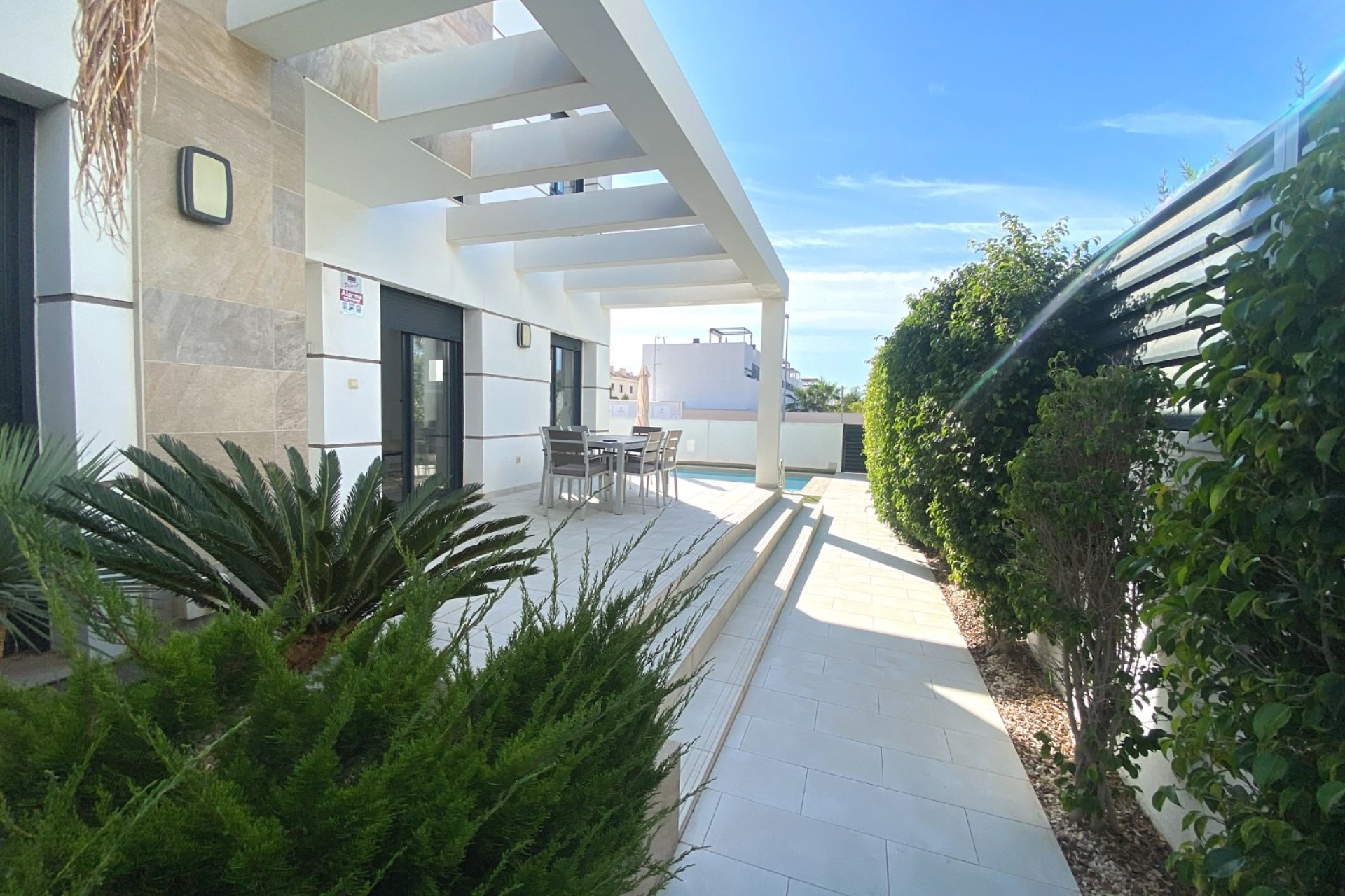Reventa - Villa -
Ciudad Quesada - Doña Pepa