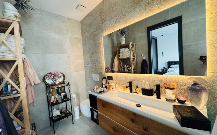 Reventa - Villa -
Ciudad Quesada - La Fiesta