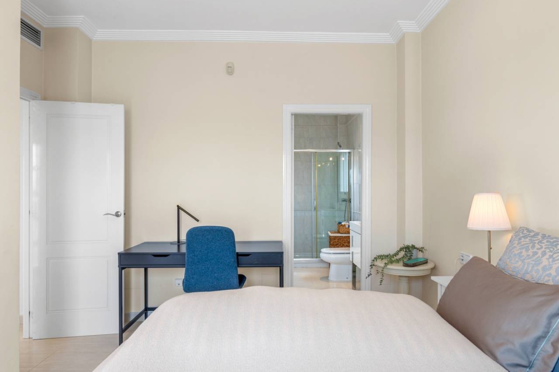 Reventa - Villa -
Ciudad Quesada - La Fiesta