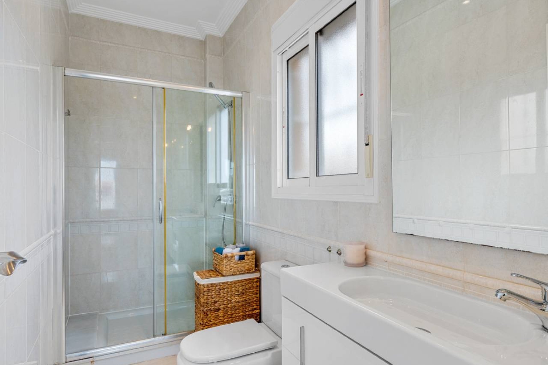 Reventa - Villa -
Ciudad Quesada - La Fiesta