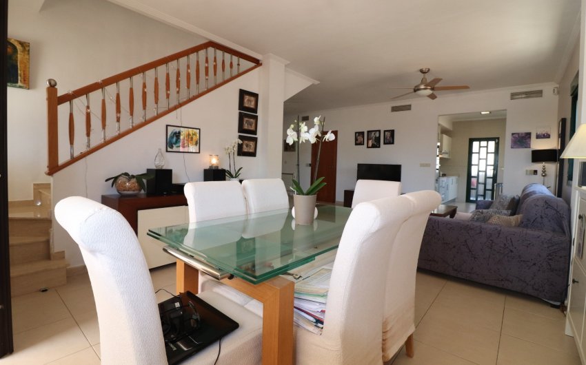 Reventa - Villa -
Ciudad Quesada - La Fiesta