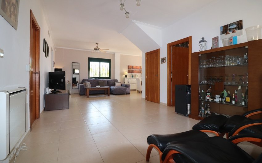 Reventa - Villa -
Ciudad Quesada - La Fiesta