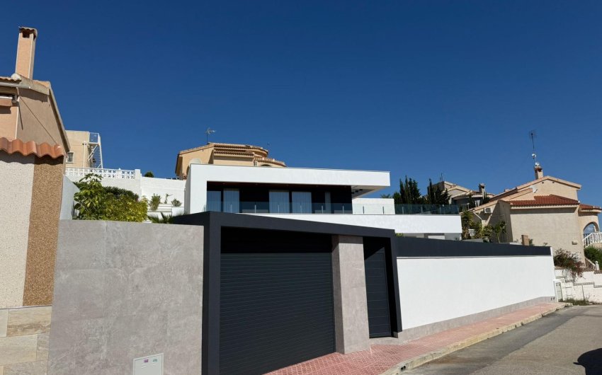 Reventa - Villa -
Ciudad Quesada - La Marquesa