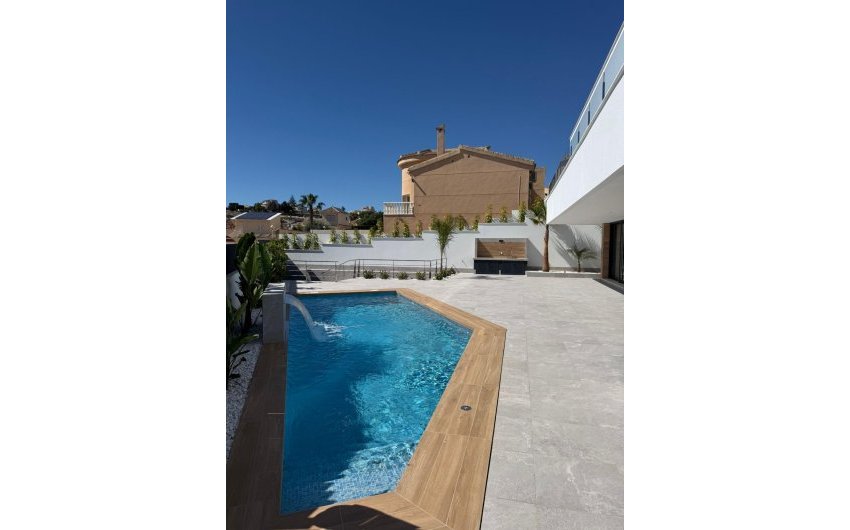 Reventa - Villa -
Ciudad Quesada - La Marquesa