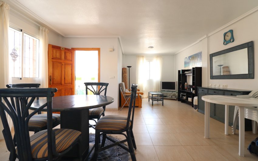 Reventa - Villa -
Ciudad Quesada - Lo Marabu