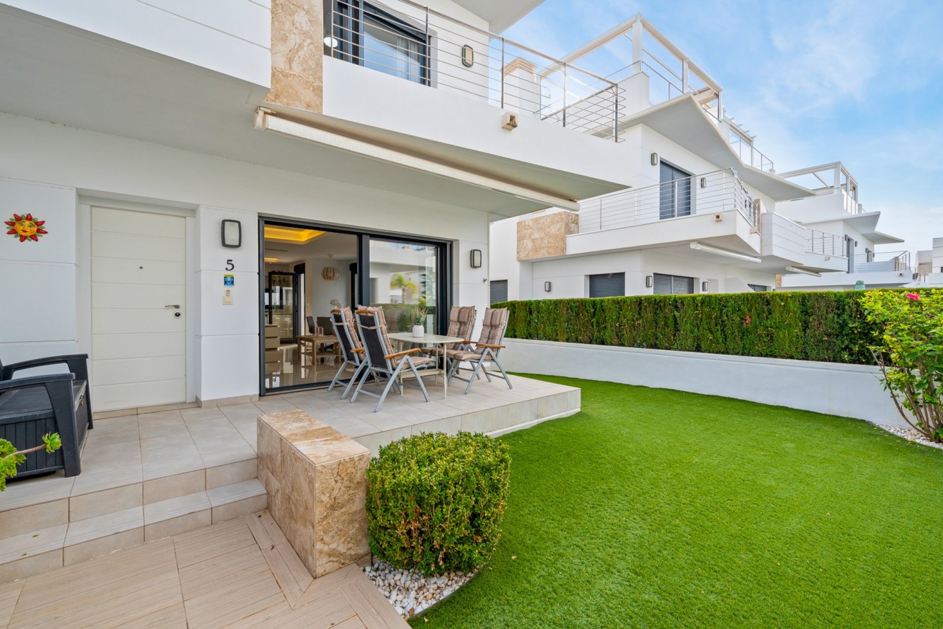 Reventa - Villa -
Ciudad Quesada - Lo Marabú