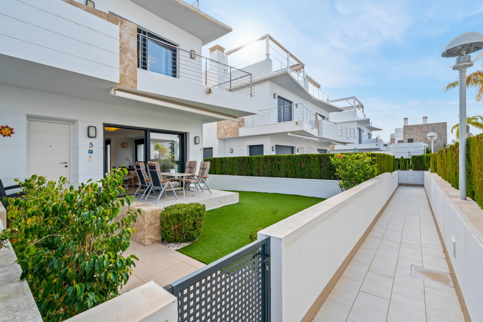 Reventa - Villa -
Ciudad Quesada - Lo Marabú