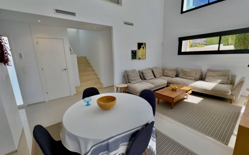 Reventa - Villa -
Ciudad Quesada - Lo Marabú