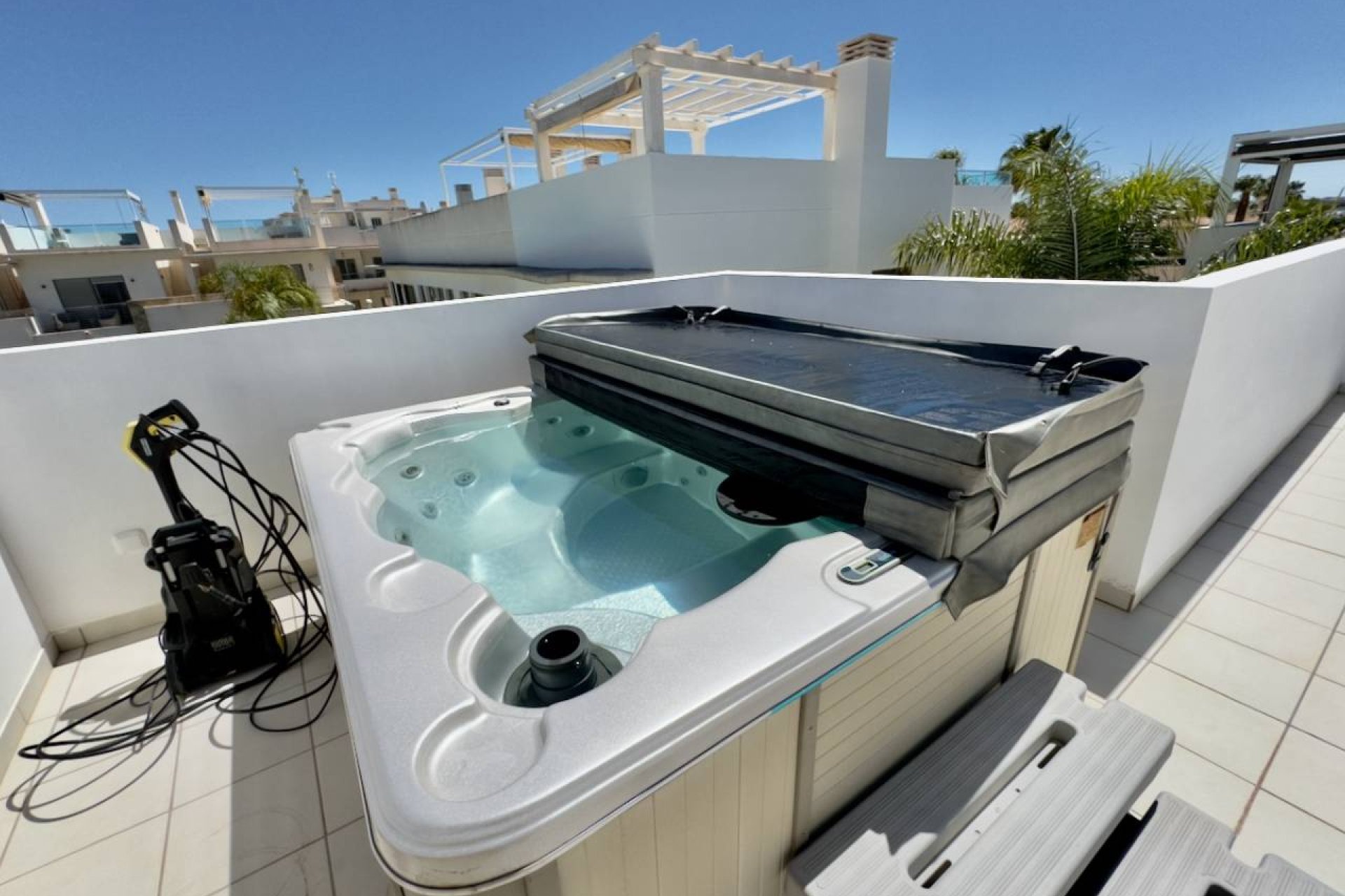 Reventa - Villa -
Ciudad Quesada - Lo Marabú