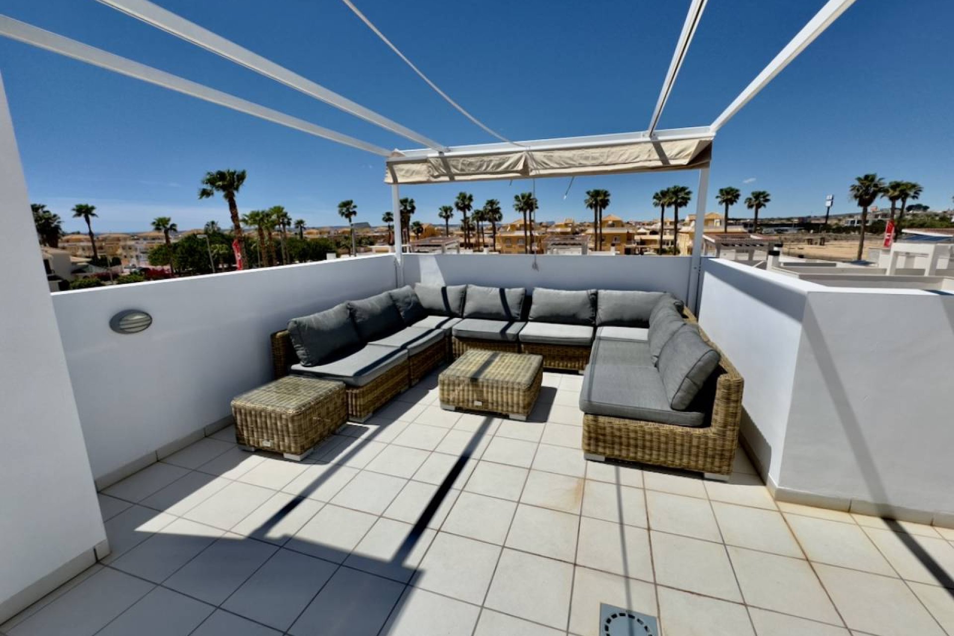 Reventa - Villa -
Ciudad Quesada - Lo Marabú